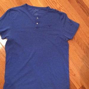 American Eagle shirt